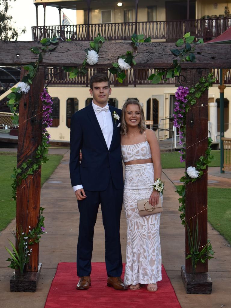 Mannum Community College students enjoyed their school formal at The Murray Princess on June 18. Picture: Michelle Mitchell. Mannum Community College.