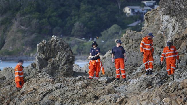 SES volunteers search for missing Theo Hayez around Cape Byron Lighthouse.