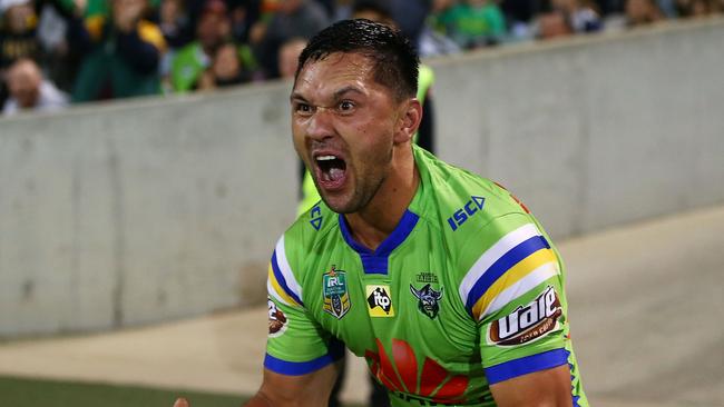 Rapana’s try was miraculous.