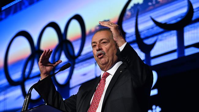 Andrew Liveris addresses the 2023 APCS forum, at the Brisbane Convention Centre. Picture: Lyndon Mechielsen/Courier Mail