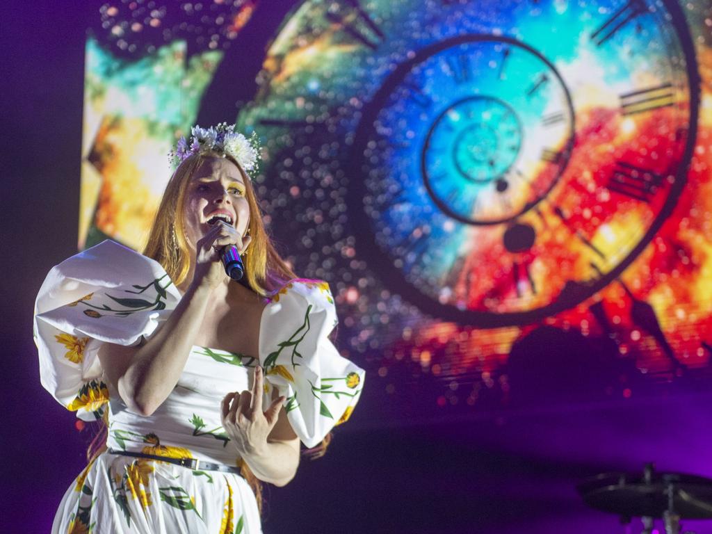Friday nights headline act Vera Blue performs at the Toowoomba Carnival of Flowers Festival of Food and Wine. Friday, September 9, 2022. Picture: Nev Madsen.