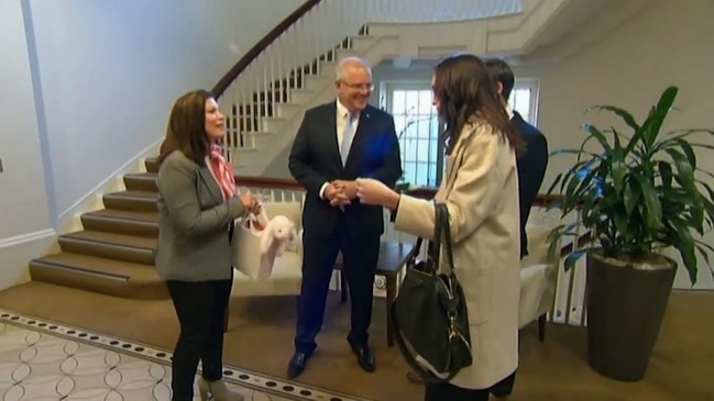 Jacinda Ardern meets Scott Morrison in Melbourne