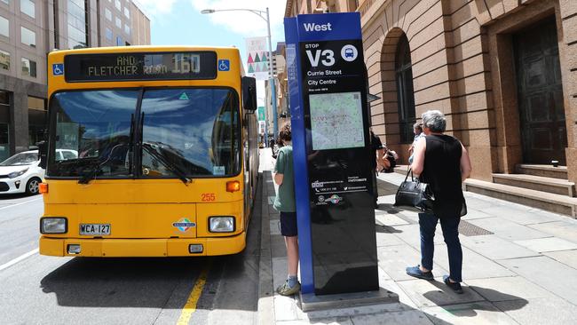 A public transport petition has been launched in a last-ditch effort to convince the State Government to reverse its decision to slash bus services, amid claims more than 1170 services will be cut or shortened.