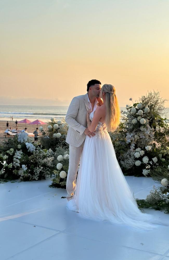 Jason Johannisen married Logan Shine in Bali on Saturday.