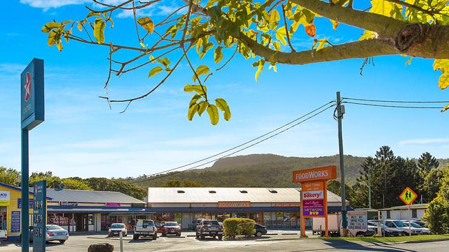 Canungra Shopping Centre.