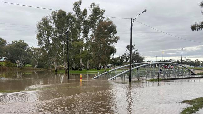 Flooding after heavy rain in Warwick (Photo: Zilla Gordon).