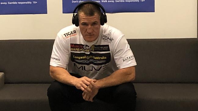 Paul Gallen prepares for his fight with Justis Huni.