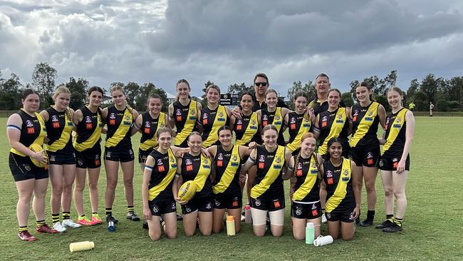 The Redcliffe Tigers Australian football girls side.