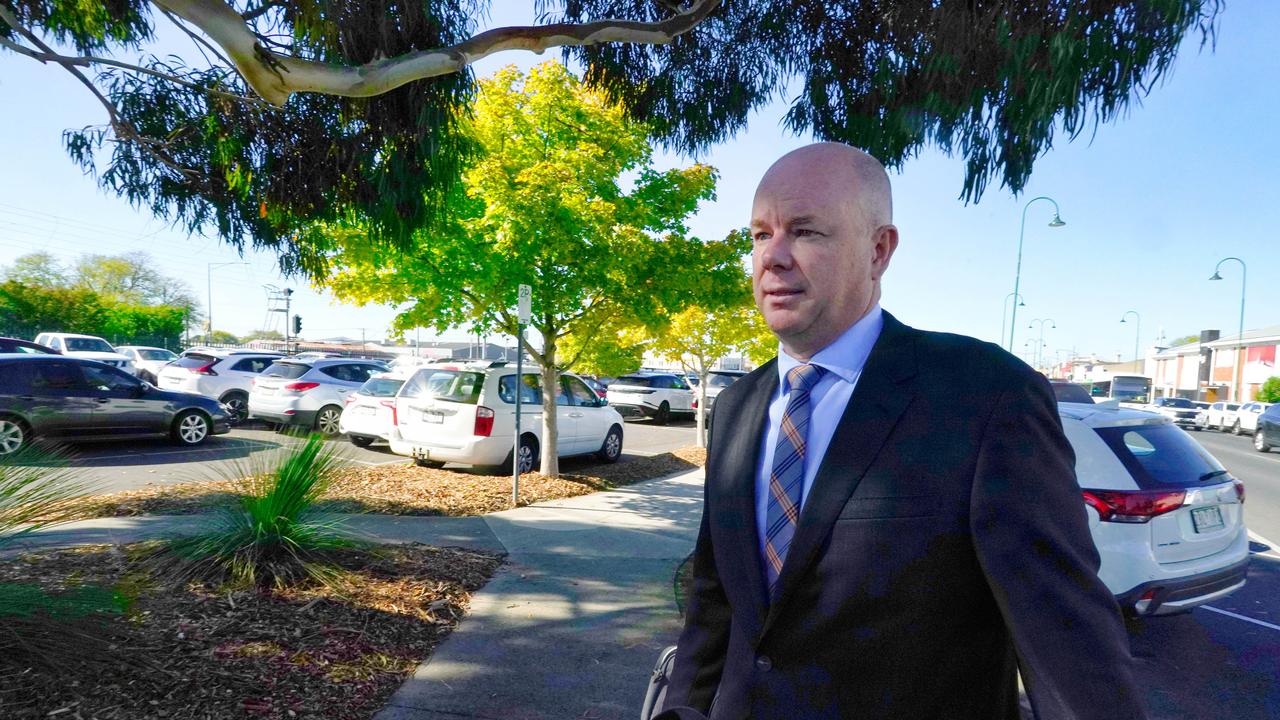 MORWELL , AUSTRALIA - NewsWire Photos MAY 2, 2025: Simon Patterson leaves the Latrobe Valley Magistrates Court in Morwell, Victoria, Picture: NewsWire / Luis Enrique Ascui