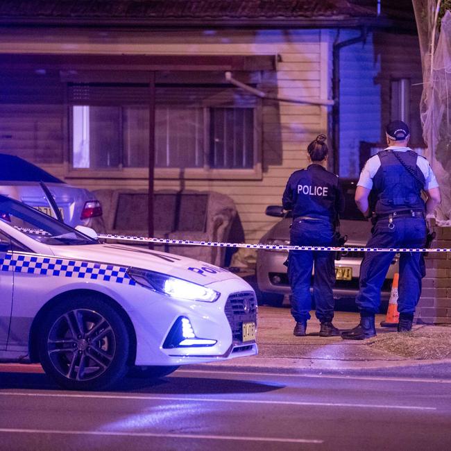 Police at the scene of the Greenacre shooting. Photographer Dean Asher.