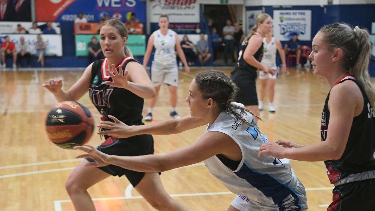 BASKETBALL ConocoPhillips CQ Cup Rd 1: Rockhampton Cyclones' Ellie Nasser with the ball