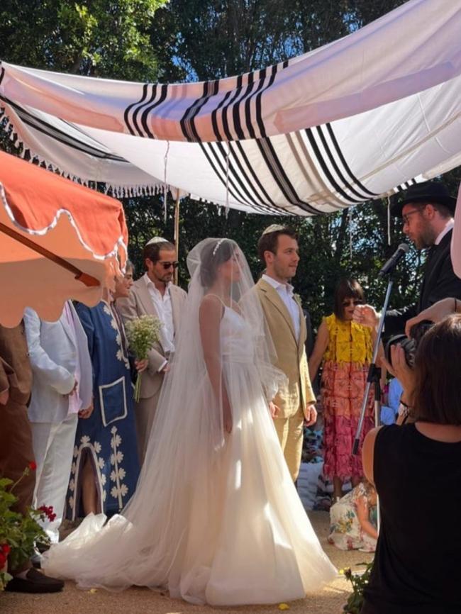 Harry Triguboff's granddaughter Miki Hendler marries Elliott Solomon in Sydney.