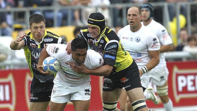 Billy Ngawini playing for Estra I Cavalieri Prato in 2012. Photo by Marco Luzzani/Getty Images