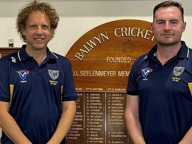 VSDCA 2024-25: Balwyn coach Jesse McInnes with president Dom Greene. Picture: Balwyn CC