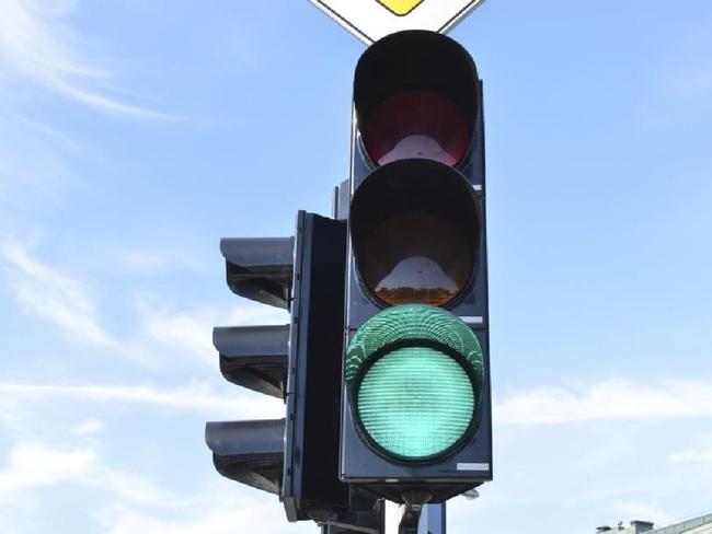 There is a trick to making your trip through traffic lights a lot faster.