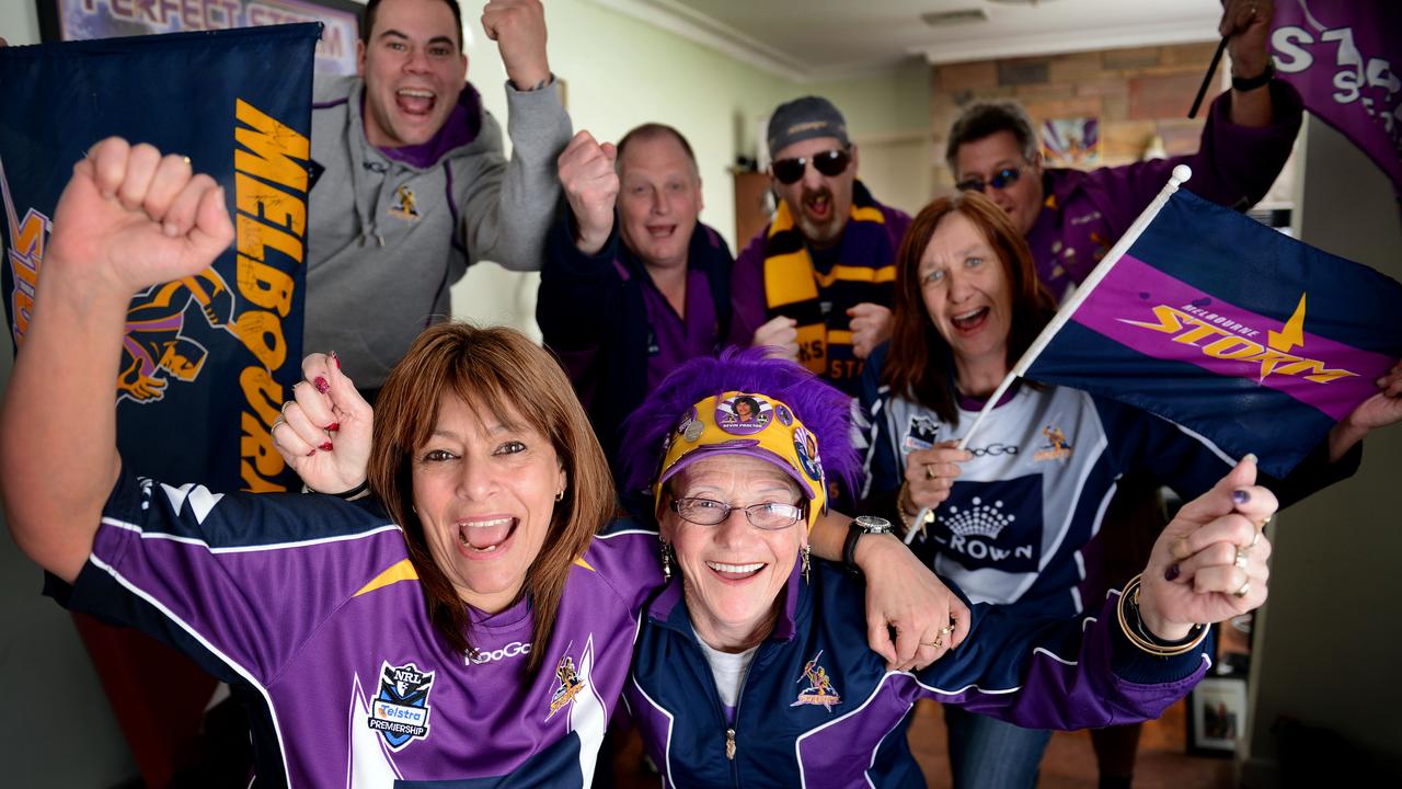 Helen Naylor (front left) has a Crunchie tradition she will be keeping up for Cameron Smith’s 400th game.