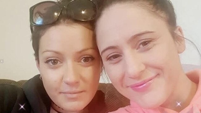 Bekkie-Rae Curren-Trinca, 28 (left) with her best friend Mira Westlake. Picture: Facebook