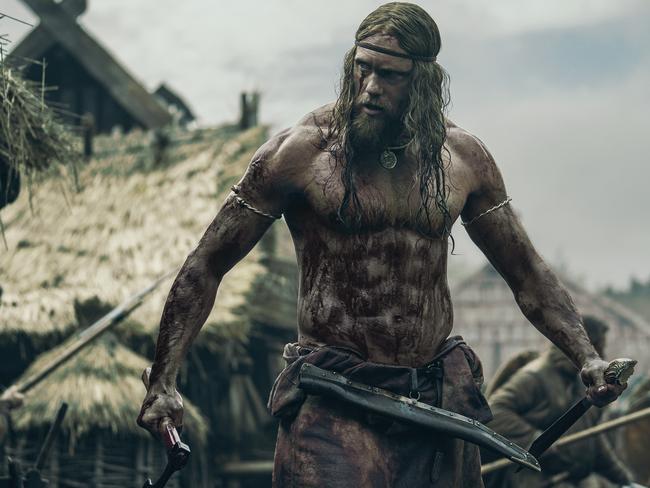 4179_D029_00035_RC3 Alexander Skarsgård stars as Amleth in director Robert Eggers’ Viking epic THE NORTHMAN, a Focus Features release. Credit: Aidan Monaghan / © 2021 Focus Features, LLC