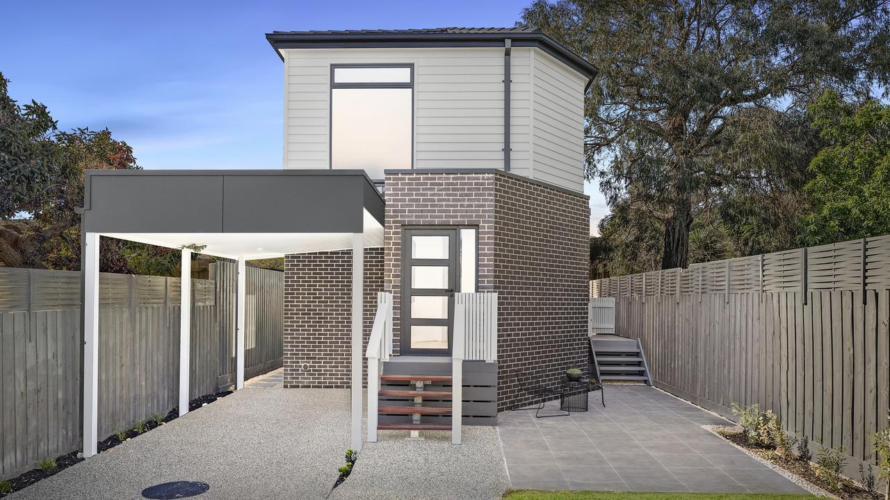 This three-bedroom townhouse at 45a McKay St, Mordialloc is listed and was built by Pattinson.