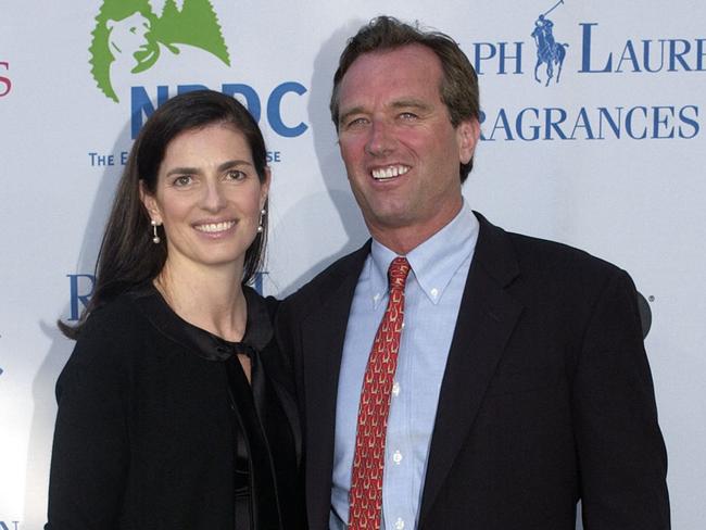 Robert F Kennedy Jr and his late wife Mary Richardson Kennedy in 2004.