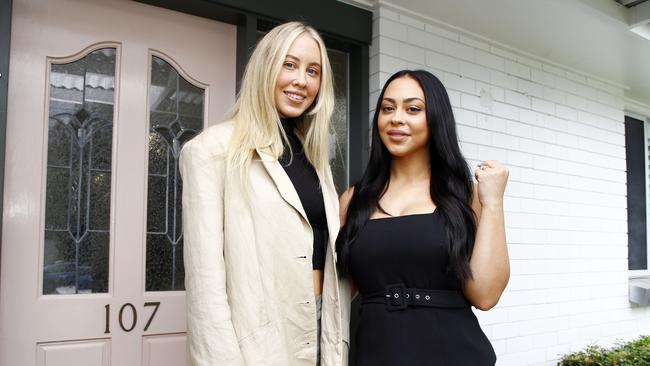 Emily and Amy Hembrow. Picture: Tertius Pickard