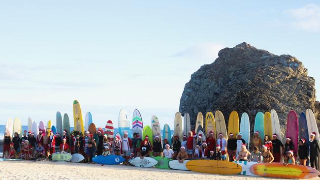 Santas ready for a surf at the Alley. Photo: Luke Workman/@photo_13_ /Instagram