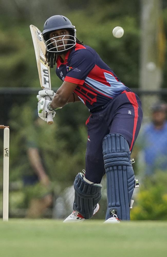 Dandenong batsman Lincoln Edwards. Picture: Valeriu Campan