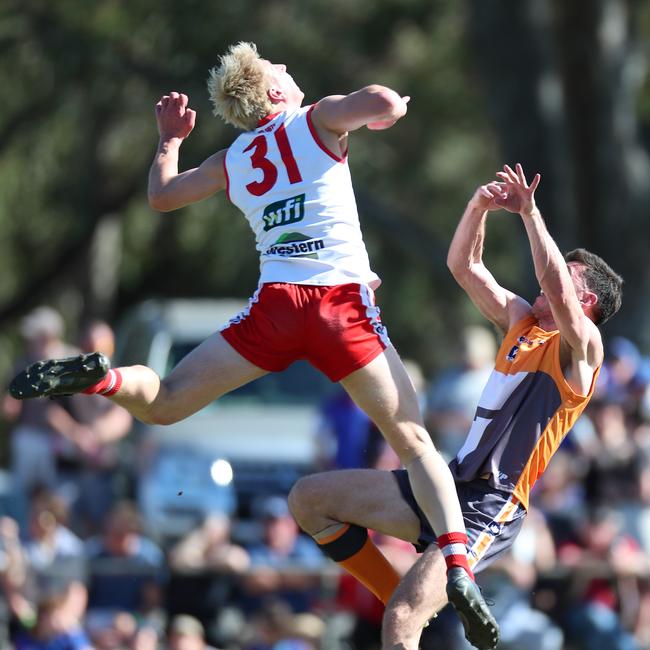 Ararat ruckman Cody Lindsay is back in the team after a late-season injury. Picture Yuri Kouzmin