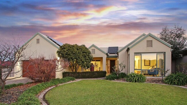 13 Avondale Drive, Wodonga, is for sale with a $699,000 asking price.