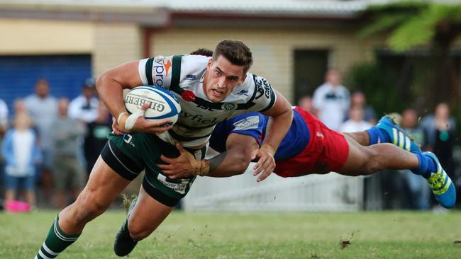 Manly and Warringah played out a thriller at Manly Oval in front of a packed house.