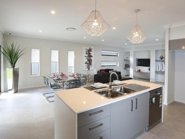 The Oxley 22 features generous open-plan kitchen, dining and living areas.