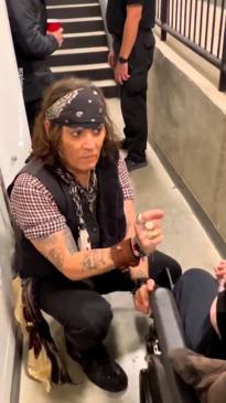 Johnny Depp surprises fan with kind gesture