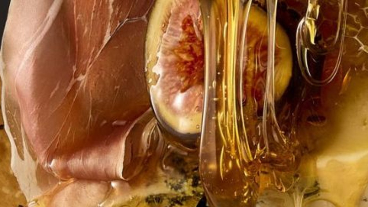 How do food photographers capture the perfect bite?