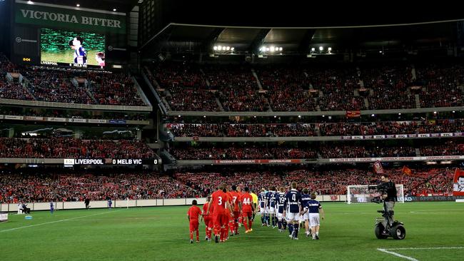 Melbourne Victory v Liverpool FC at the MCG, Melbourne 24th July 2013.