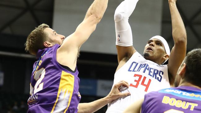 The Kings pushed the LA Clippers in their preseason match in Honolulu.