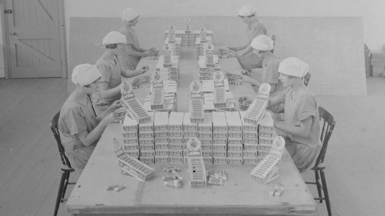 Women packing Life Savers into boxes at MacRobertson’s chocolate factory. Picture: State Library of Victoria