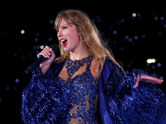 MELBOURNE, AUSTRALIA - FEBRUARY 16: EDITORIAL USE ONLY. NO BOOK COVERS Taylor Swift performs at Melbourne Cricket Ground on February 16, 2024 in Melbourne, Australia. (Photo by Graham Denholm/TAS24/Getty Images for TAS Rights Management)