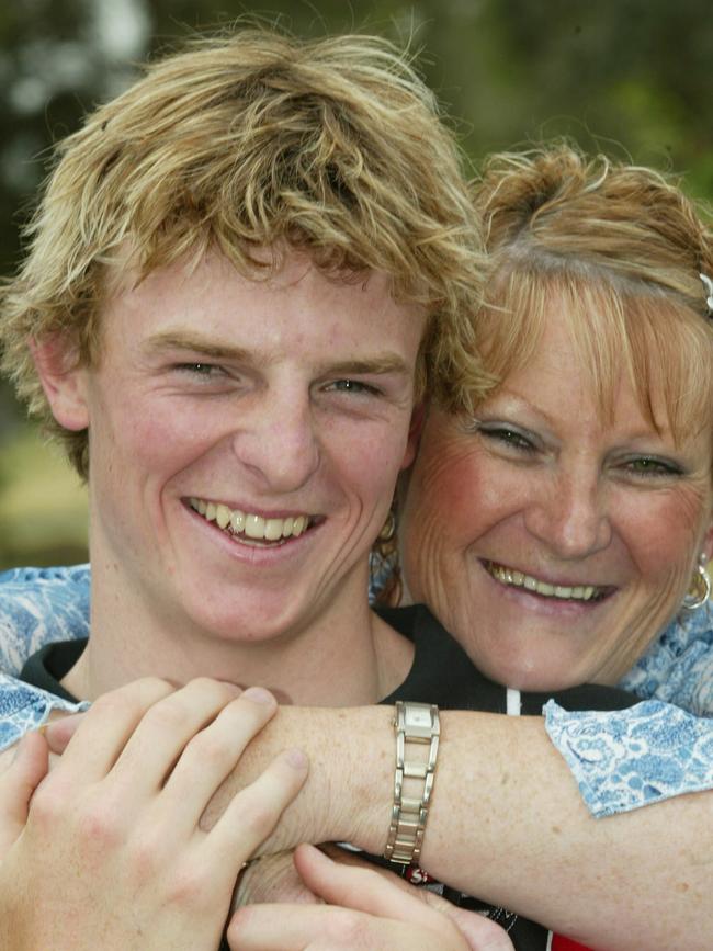 Brendon Goddard with mum Patti, who is a “one-eyed” Carlton supporter.