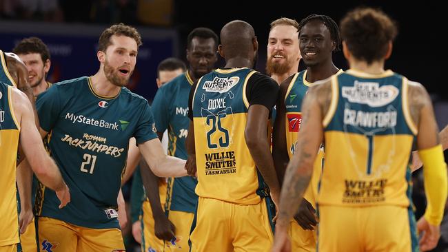 The Jackjumpers celebrate a big upset over Melbourne United. (Photo by Daniel Pockett/Getty Images)