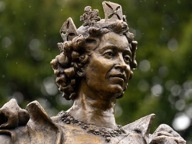 OAKHAM, ENGLAND - APRIL 22: A newly-unveiled statue of Queen Elizabeth II is pictured on April 22, 2024 in Oakham, England. The statue is reportedly the first permanent memorial to the late monarch. (Photo by Carl Court/Getty Images)