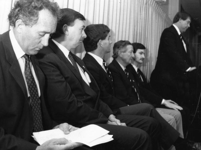 Port Adelaide Football club board members including John Cahill and Greg Boulton 31 Jul 1990. (Pic by staff photographer Ray Titus)