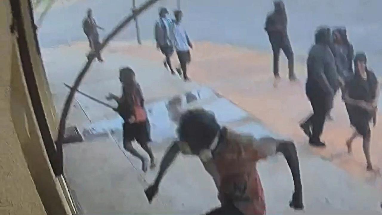 Youth curfew implemented in Alice Springs as riot prompts calls for ...