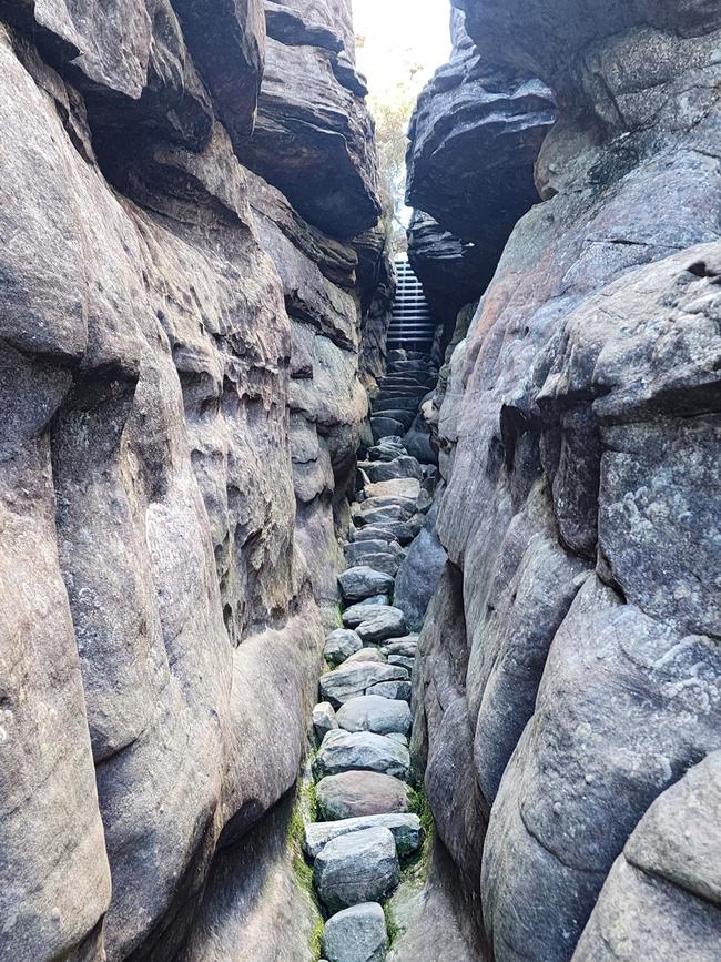 HERALD SUN SUMMER SNAPS 2023/24. Pinnacles at the Grampians at 10am on December 20, 2023. Picture: Zoe Skelton, Frankston. Contact: zns81@hotmail.com; 0438440656