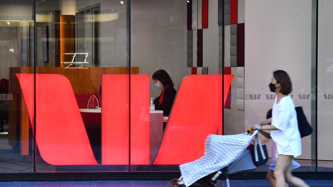 Final bids are now due for Westpac’s wealth management unit. Picture: NCA NewsWire / John Gass