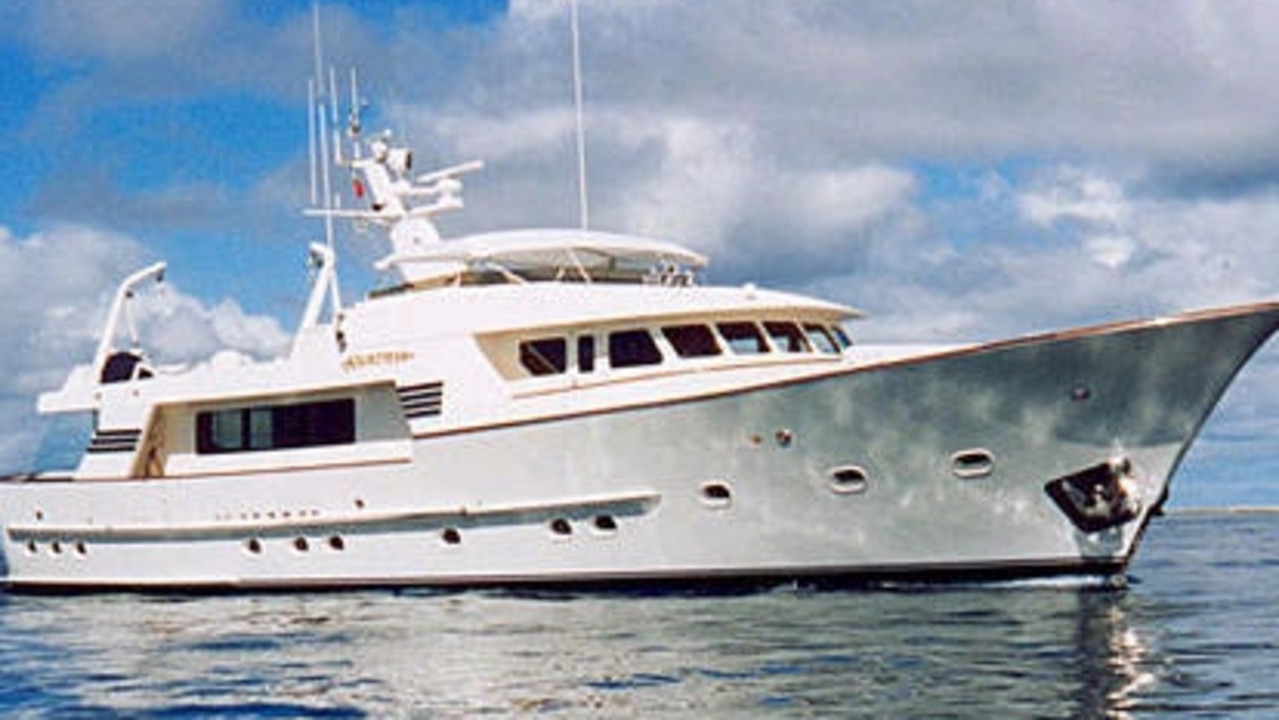 huntress yacht gold coast