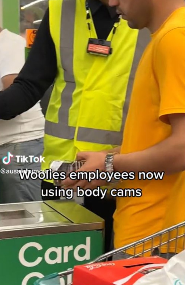Woolworths has been praised as employees given bodycams for safety reasons. Picture: TikTok/Aussiehumour1