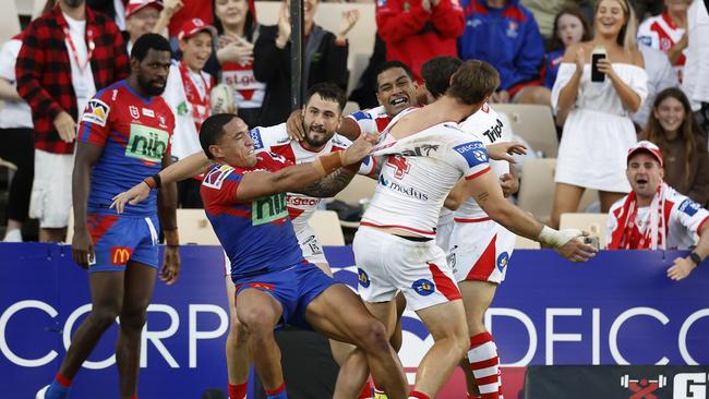 Tyson Frizell slammed Zac Lomax after Dragons star jumped on his back following the try. Picture: Getty Images.