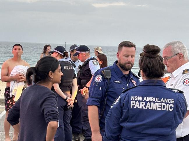 Four rescued from Bondi Beach