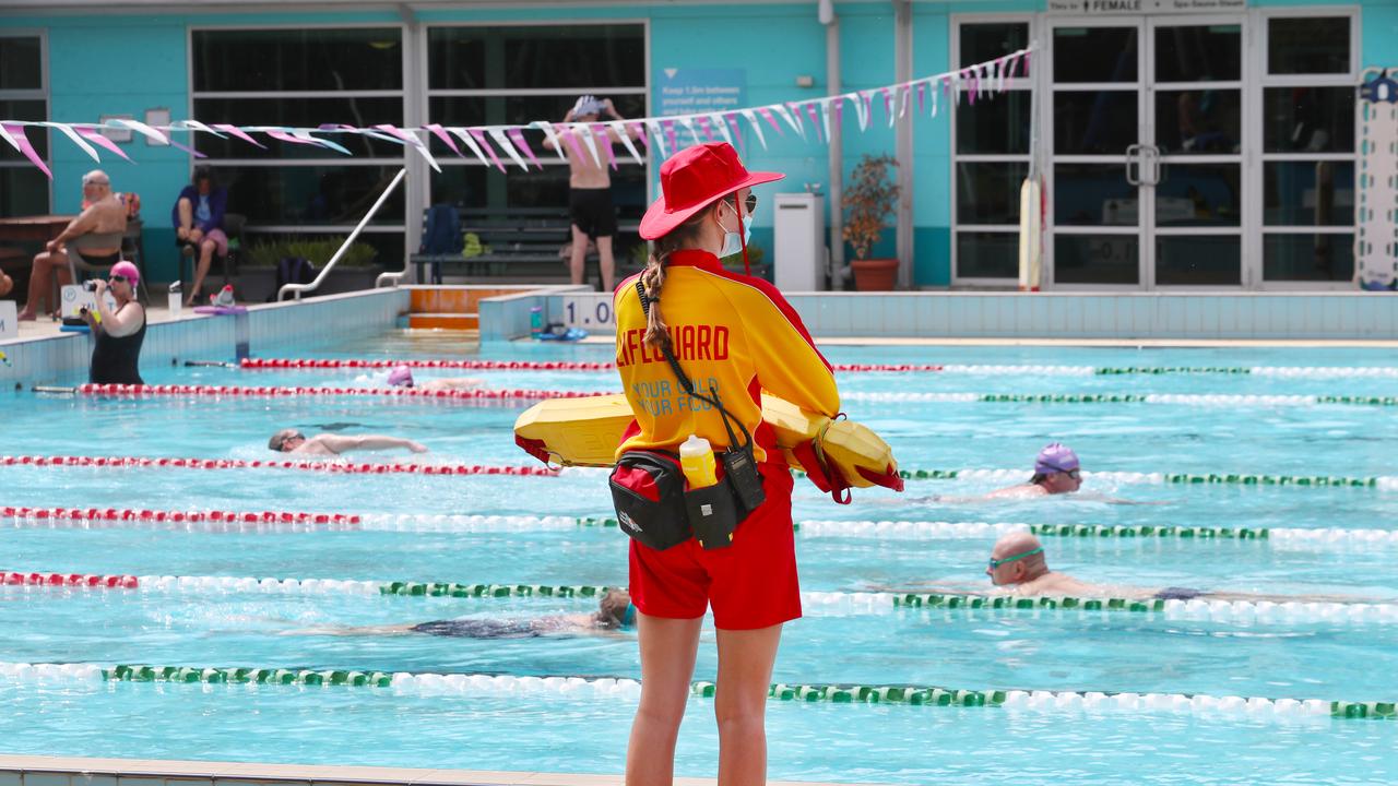 A lifeguard on duty. Picture: NCA NewsWire / David Crosling