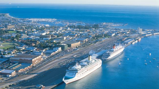 Cruise ships anchored in Fremantle